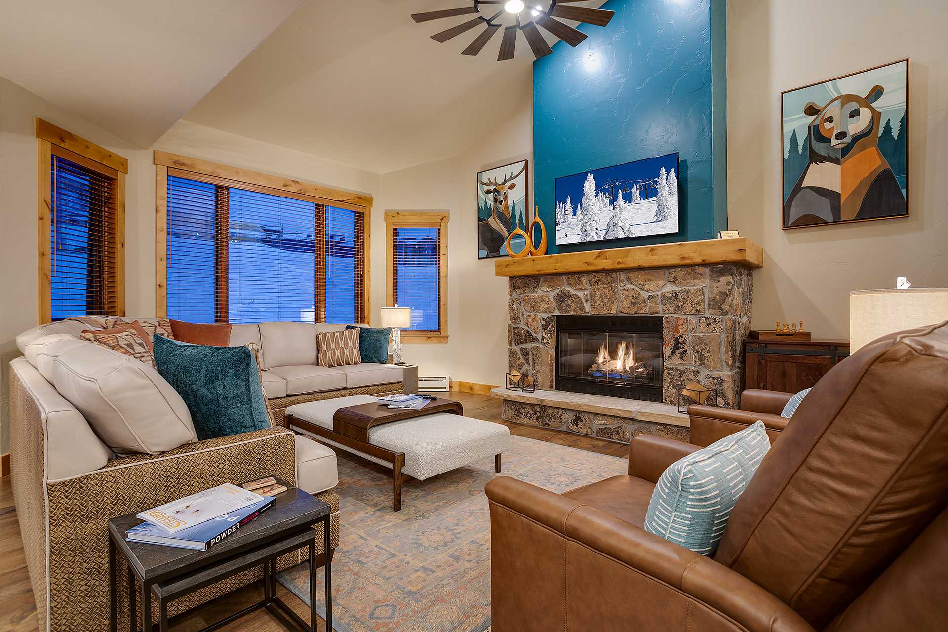 AN124 | Antlers Steamboat Springs | Close to Base Area | Winter Shuttle | Ski In/Out | Pool | Hot Tub